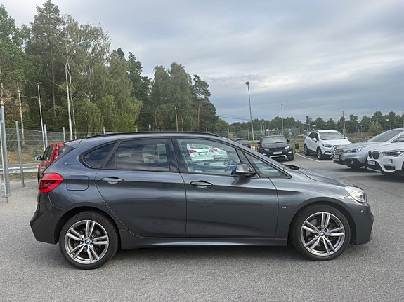 BMW 225xe 3 of 19