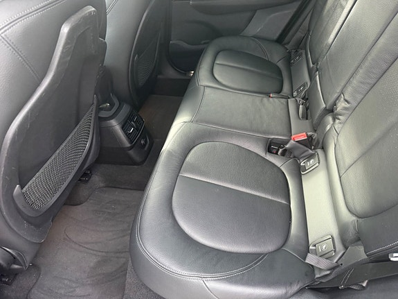 BMW 225xe 15 of 19