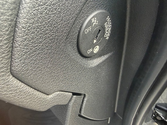 BMW 225xe 18 of 19
