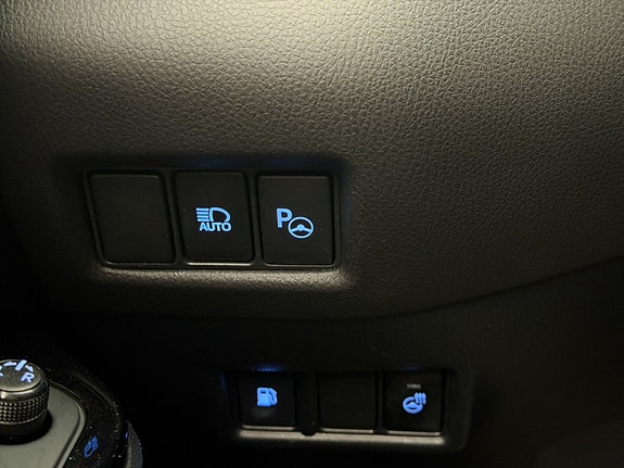 Toyota C-HR 29 of 30