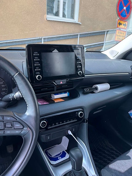 Toyota Yaris 6 of 10