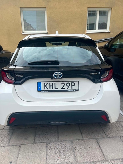 Toyota Yaris 4 of 10
