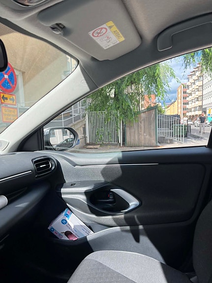 Toyota Yaris 9 of 10