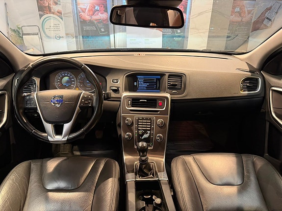 Volvo S60 9 of 26