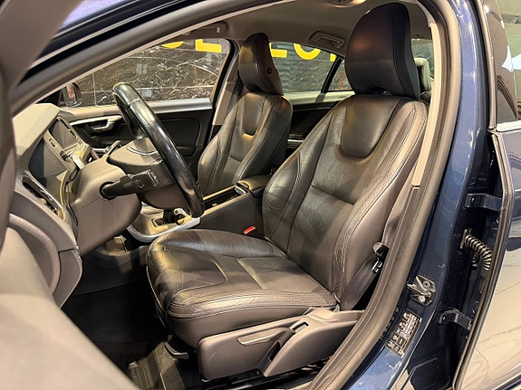 Volvo S60 15 of 26