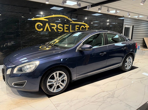 Volvo S60 2 of 26