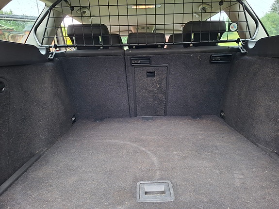 Volkswagen Golf VI 15 of 19