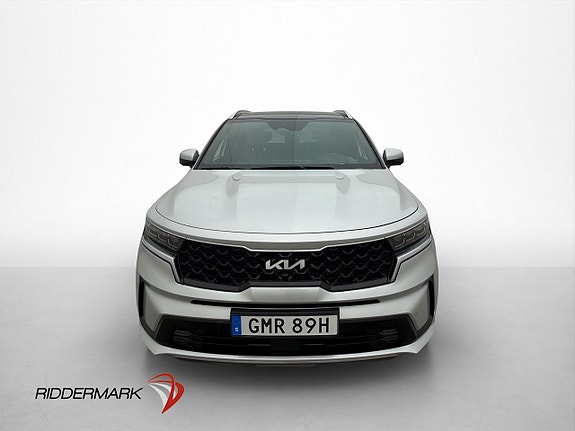 Kia Sorento 2 of 30