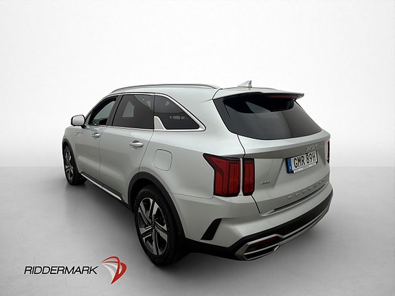 Kia Sorento 5 of 30