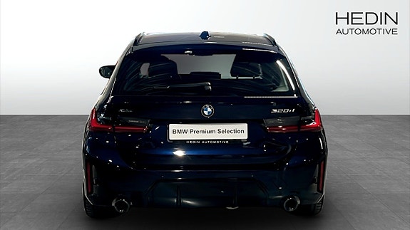 BMW 320 7 of 12