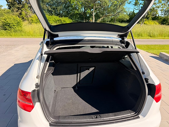 Audi A3 8 of 9
