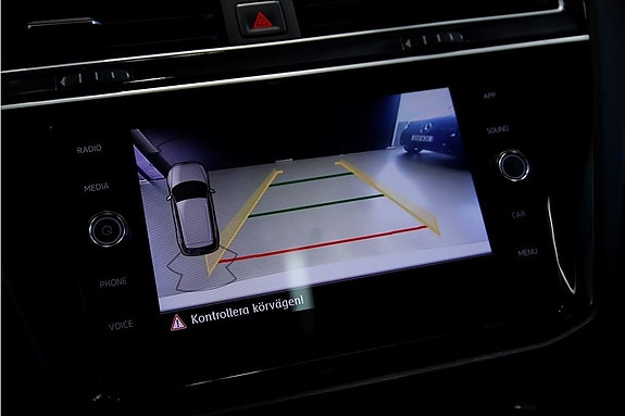 Volkswagen Tiguan 12 of 17