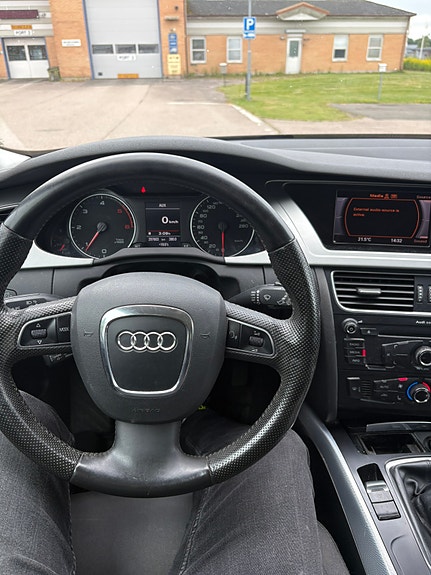 Audi A4 5 of 8
