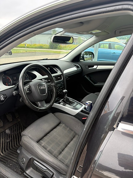 Audi A4 6 of 8