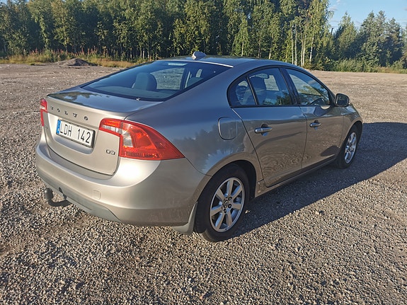Volvo S60 4 of 9