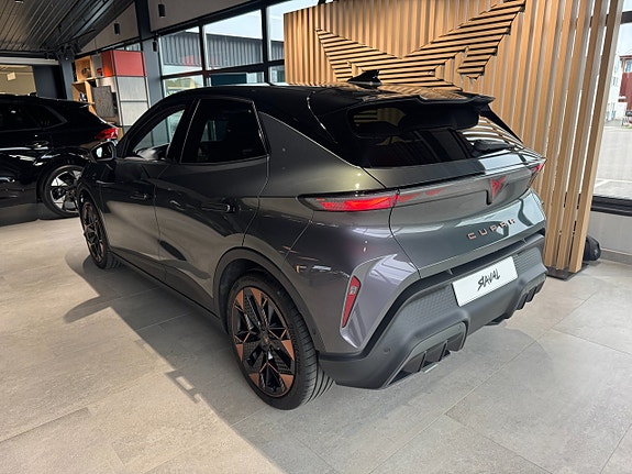 Cupra Raval 5 of 12
