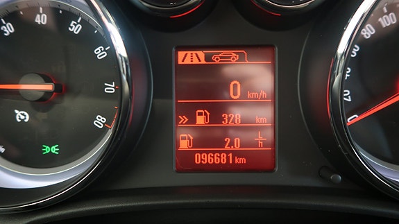 Opel Astra 13 of 17