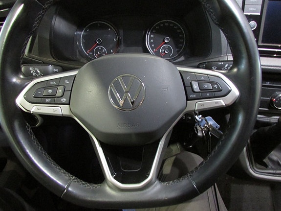 Volkswagen Transporter 14 of 18