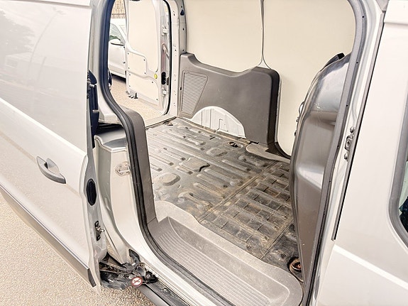 Ford Transit Connect 13 of 14
