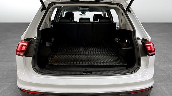 Volkswagen Tiguan Allspace 12 of 12