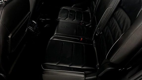 Volkswagen Tiguan Allspace 11 of 12