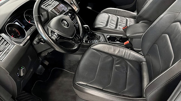 Volkswagen Tiguan Allspace 7 of 12