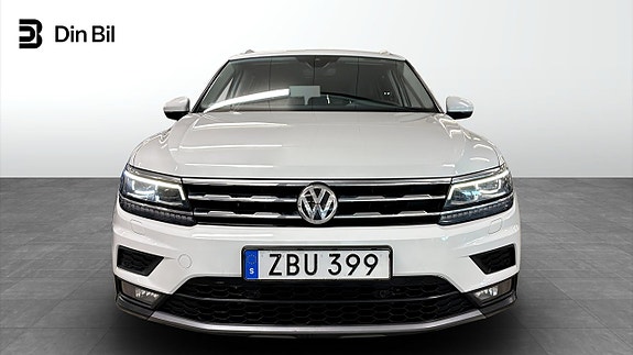 Volkswagen Tiguan Allspace 4 of 12