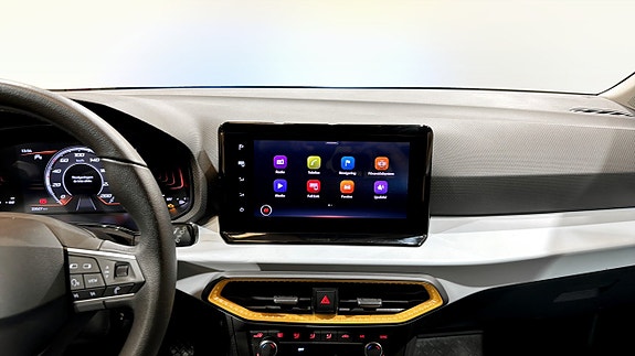 Seat Arona 9 of 18
