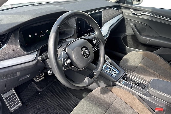 Skoda Octavia Scout 5 of 7