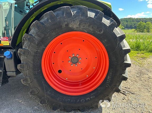 Traktor Claas Arion 460 med frontlyft 27 of 27