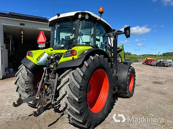 Traktor Claas Arion 460 med frontlyft 9 of 27