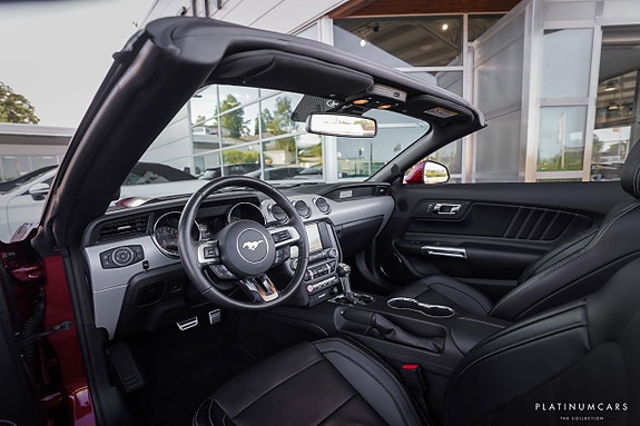 Ford Mustang 12 of 20