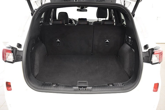 Ford Kuga 24 of 24