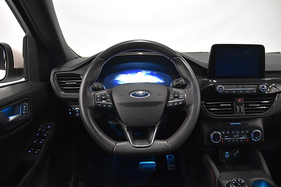 Ford Kuga 2 of 24