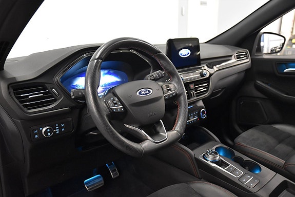 Ford Kuga 8 of 24