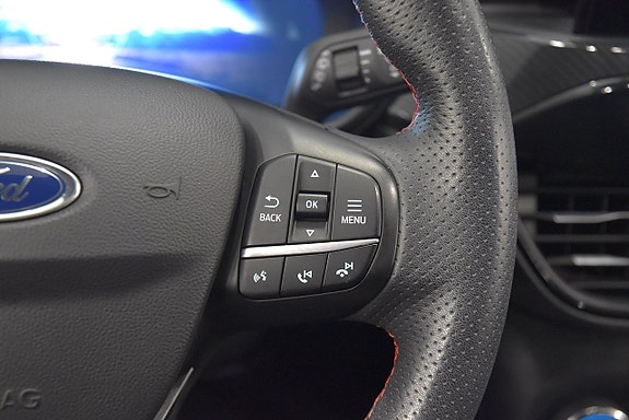 Ford Kuga 11 of 24