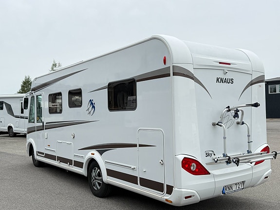 Knaus Sky I 700 LX Queenbed - Alde - Solcell & Lithium batteri - Taksäng 4 of 20
