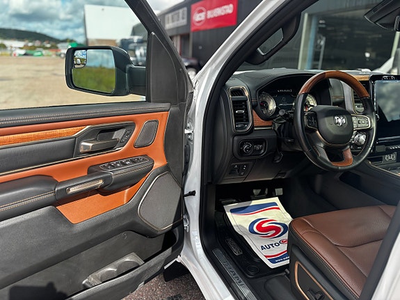 Dodge RAM 1500 7 of 10