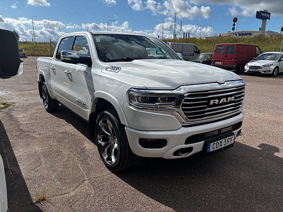 Dodge RAM 1500 2 of 10