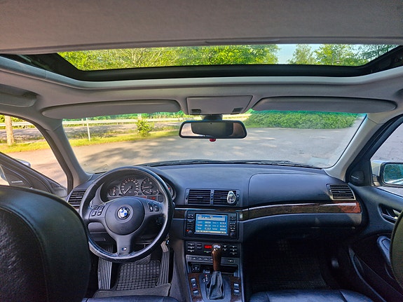 BMW 325Xi 12 of 13