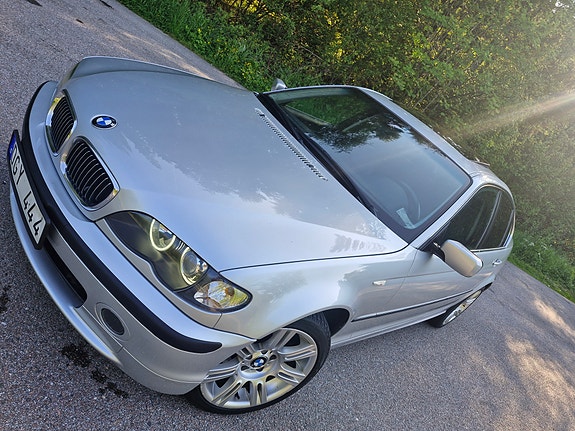 BMW 325Xi 5 of 13