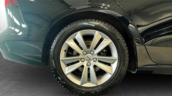 Volvo V60 9 of 11