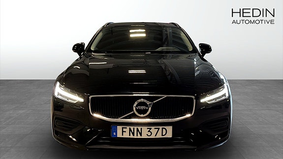 Volvo V60 8 of 11
