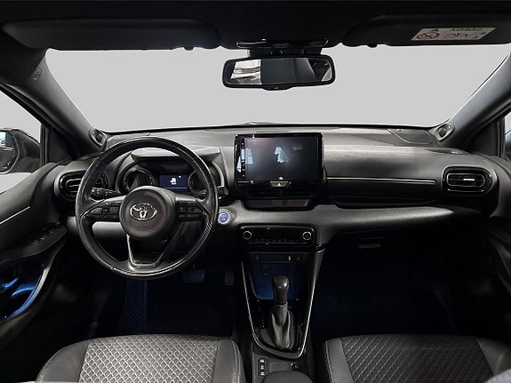 Toyota Yaris 12 of 19