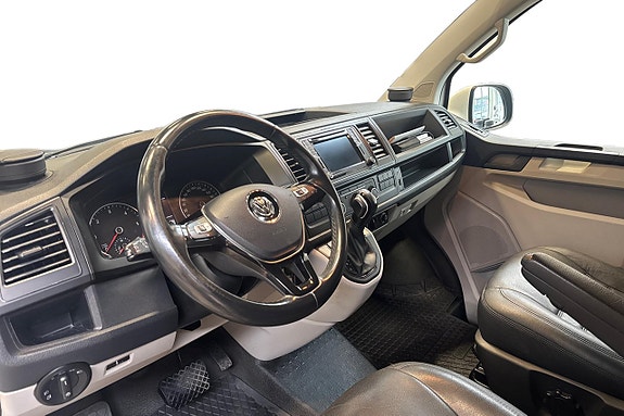 Volkswagen Transporter 10 of 19