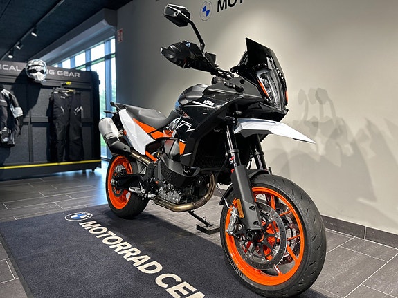 KTM 890 SMT /Techpack / Endast 671 mil / Nya däck 3 of 20