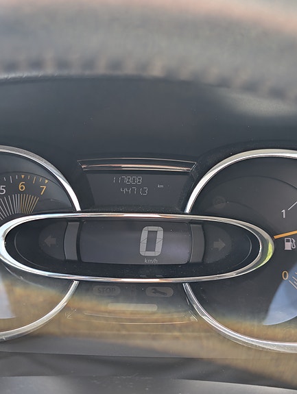 Renault Clio 7 of 13