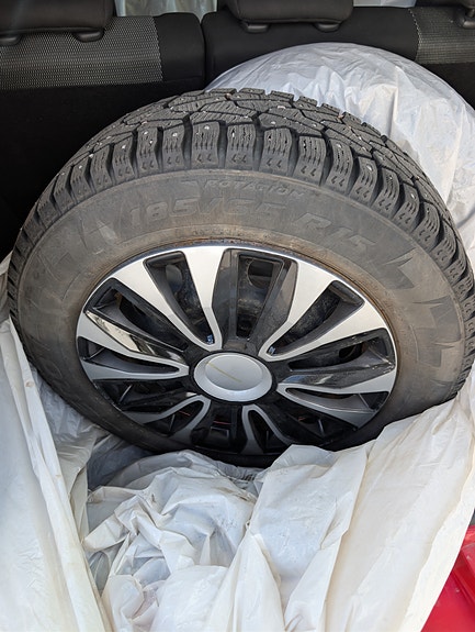 Renault Clio 9 of 13