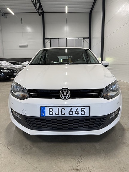 Volkswagen Polo 2 of 16