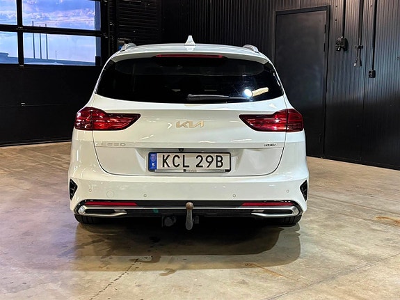 Kia Ceed 5 of 25
